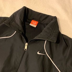 Nike jacket size medium